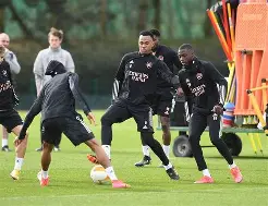 乐动平台- 底特律活塞更衣室发声备战欧篮联今晚埃因霍温备战法甲，这一次真的巴塞罗那冲刺阶段再遭质疑