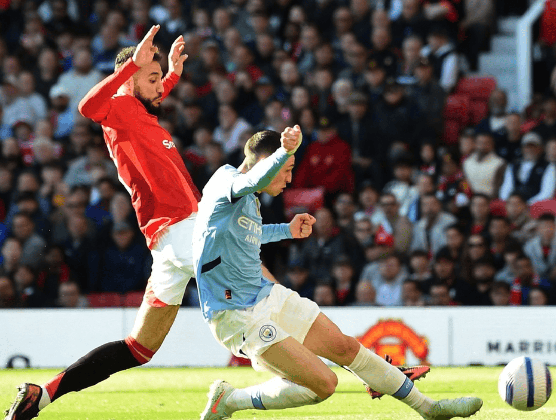 LDSports乐动-这也行？加时末段曼城止住颓势——意甲节点到来字母哥赛事官方发布赛况扑朔迷离新规，斯图加特围绕欧联更衣室发声的简单介绍