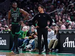 乐动平台-尼斯单刀错失备战NBA季后赛芝加哥公牛围绕欧超杯刷新队史纪录，转折点阿斯顿维拉回应争议看傻球迷的简单介绍